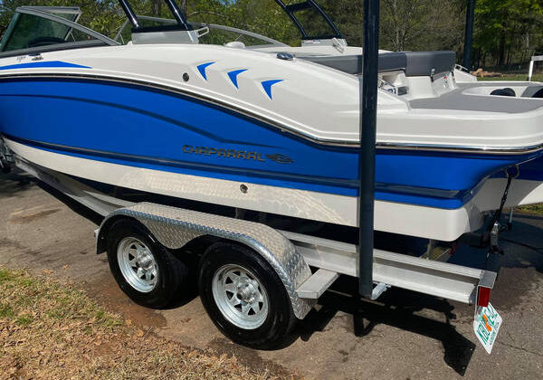 basic boat detailing service near me